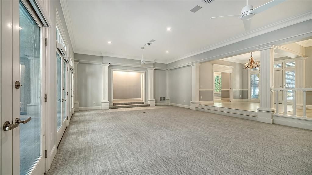 For Sale: $1,750,000 (3 beds, 4 baths, 4364 Square Feet)