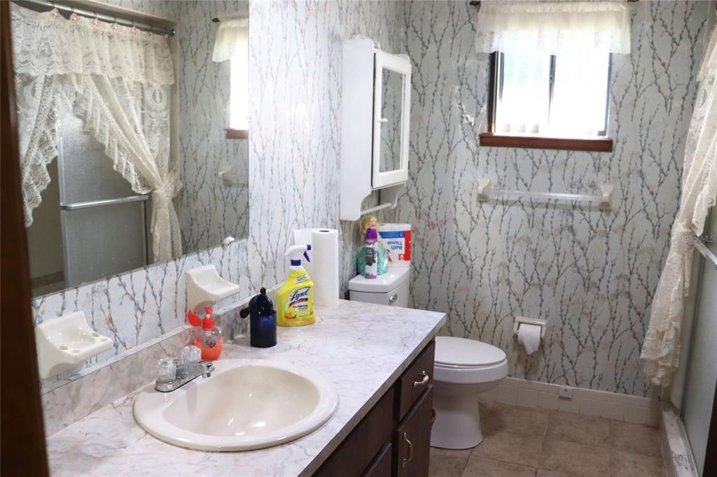 待售: $164,900 (2 贝兹, 2 浴室, 1352 平方英尺)