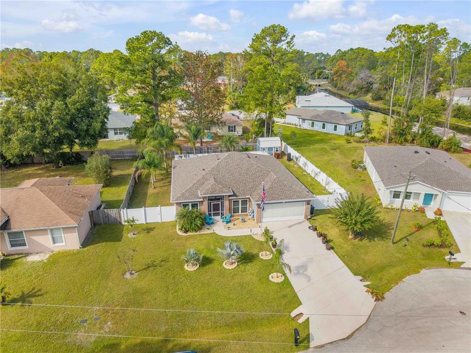 For Sale: $399,900 (3 beds, 2 baths, 1874 Square Feet)