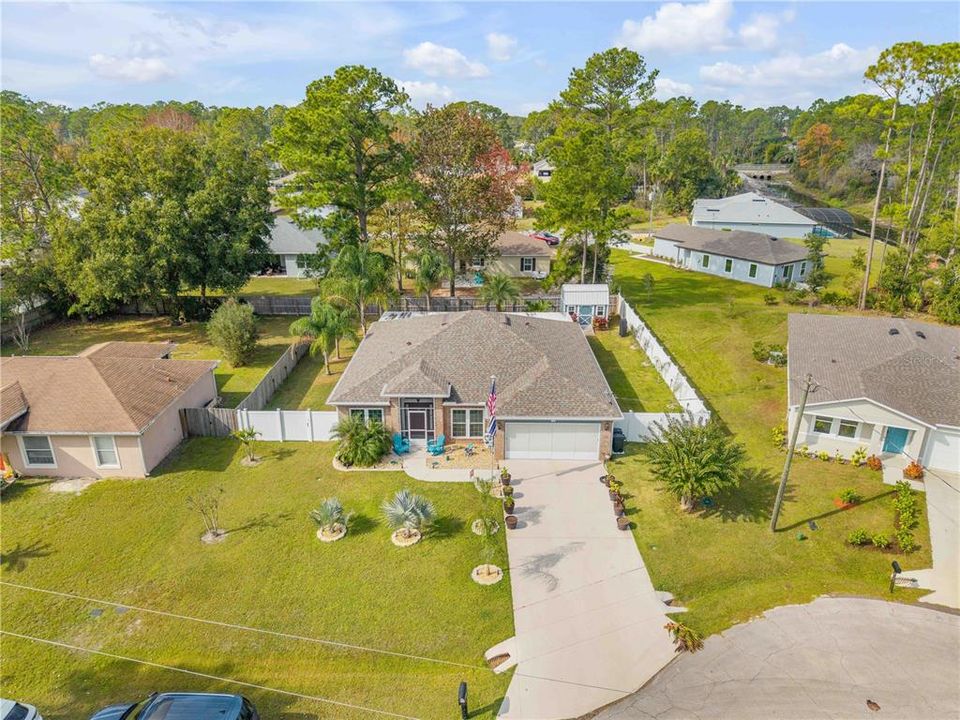 For Sale: $399,900 (3 beds, 2 baths, 1874 Square Feet)