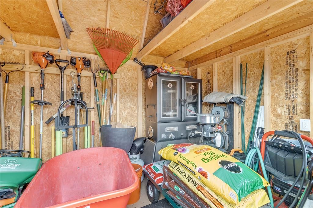 For Sale: $399,900 (3 beds, 2 baths, 1874 Square Feet)