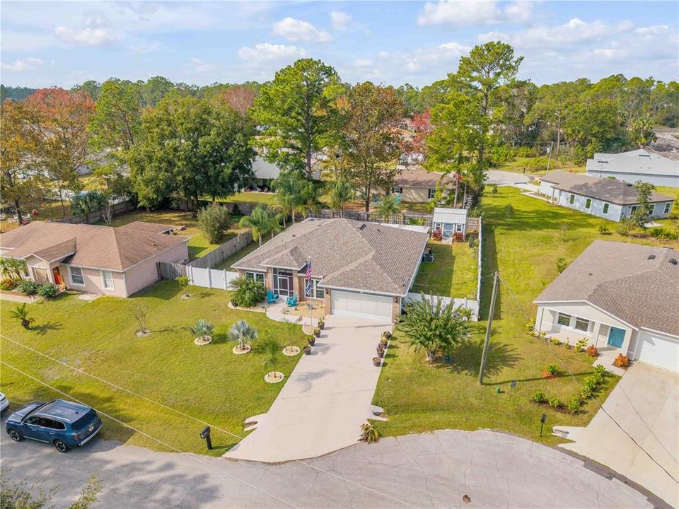 For Sale: $399,900 (3 beds, 2 baths, 1874 Square Feet)