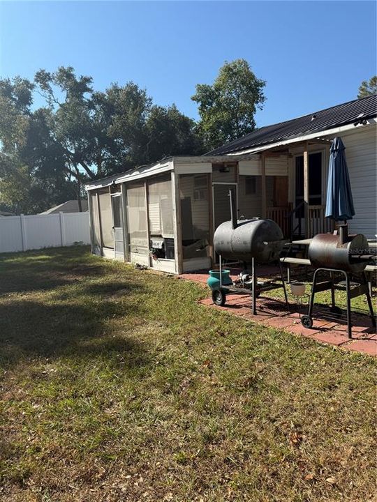 待售: $279,900 (2 贝兹, 2 浴室, 1110 平方英尺)