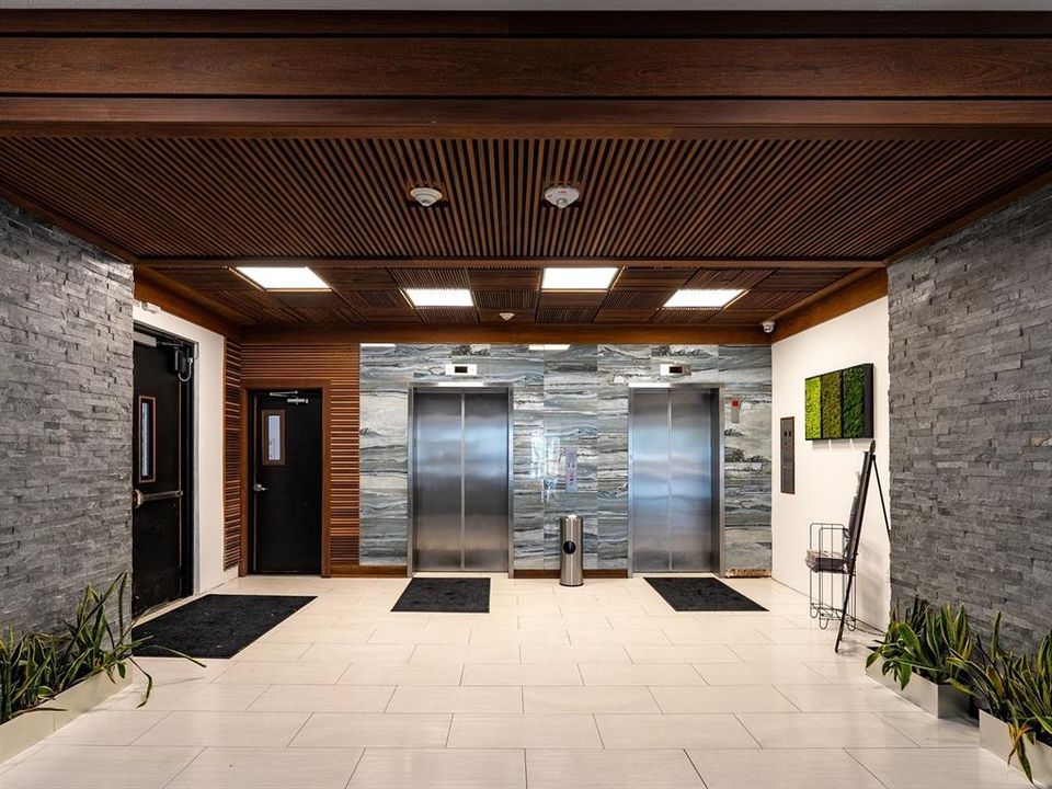 For Rent: $3,500 (2 beds, 2 baths, 1200 Square Feet)