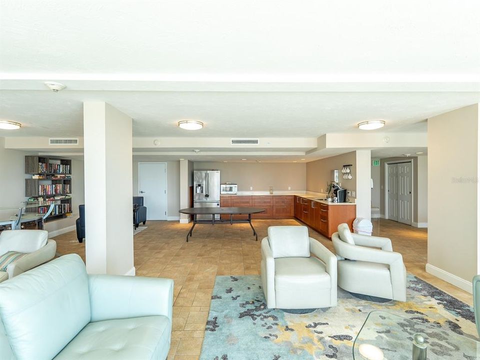 For Rent: $3,500 (2 beds, 2 baths, 1200 Square Feet)