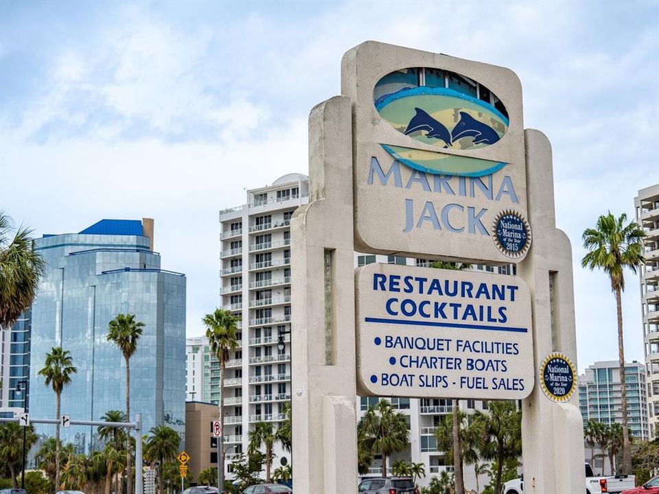 For Rent: $3,500 (2 beds, 2 baths, 1200 Square Feet)