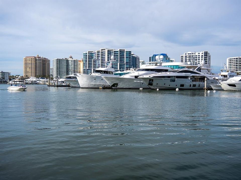 For Rent: $3,500 (2 beds, 2 baths, 1200 Square Feet)