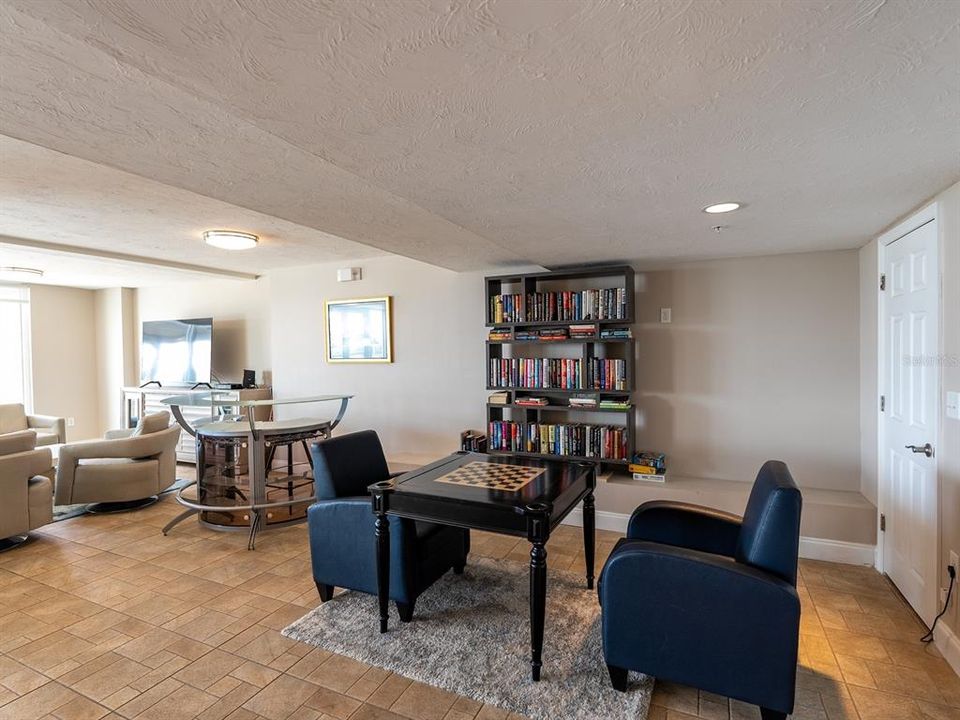 For Rent: $3,500 (2 beds, 2 baths, 1200 Square Feet)