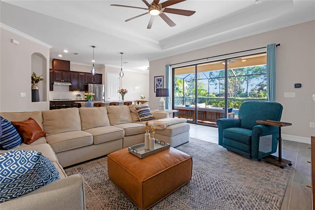 En Venta: $840,000 (4 camas, 2 baños, 2236 Pies cuadrados)