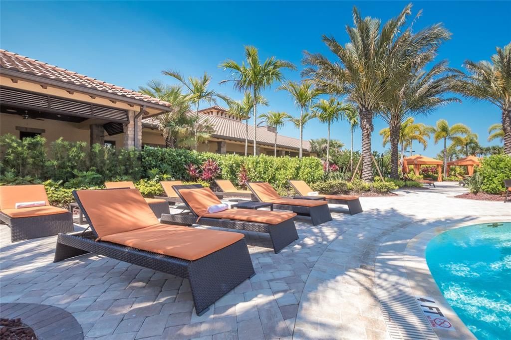 На продажу: $424,900 (2 спален, 2 ванн, 1528 Квадратных фут)