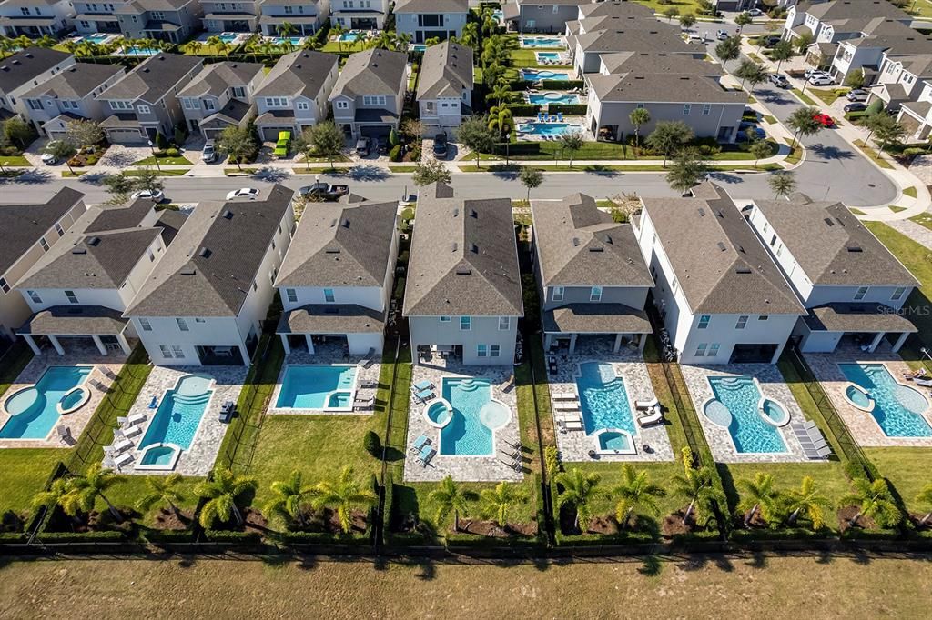 En Venta: $749,900 (6 camas, 6 baños, 3317 Pies cuadrados)