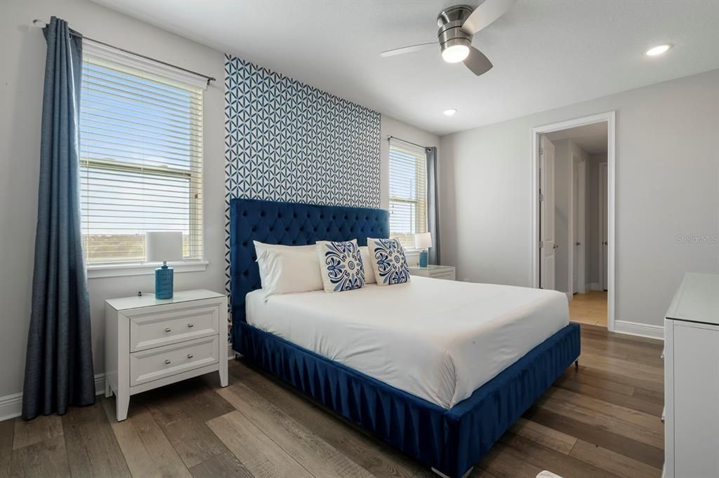 En Venta: $749,900 (6 camas, 6 baños, 3317 Pies cuadrados)