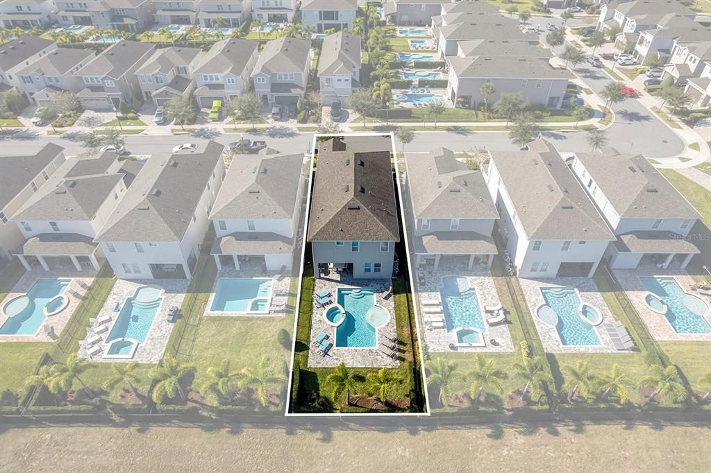 En Venta: $749,900 (6 camas, 6 baños, 3317 Pies cuadrados)