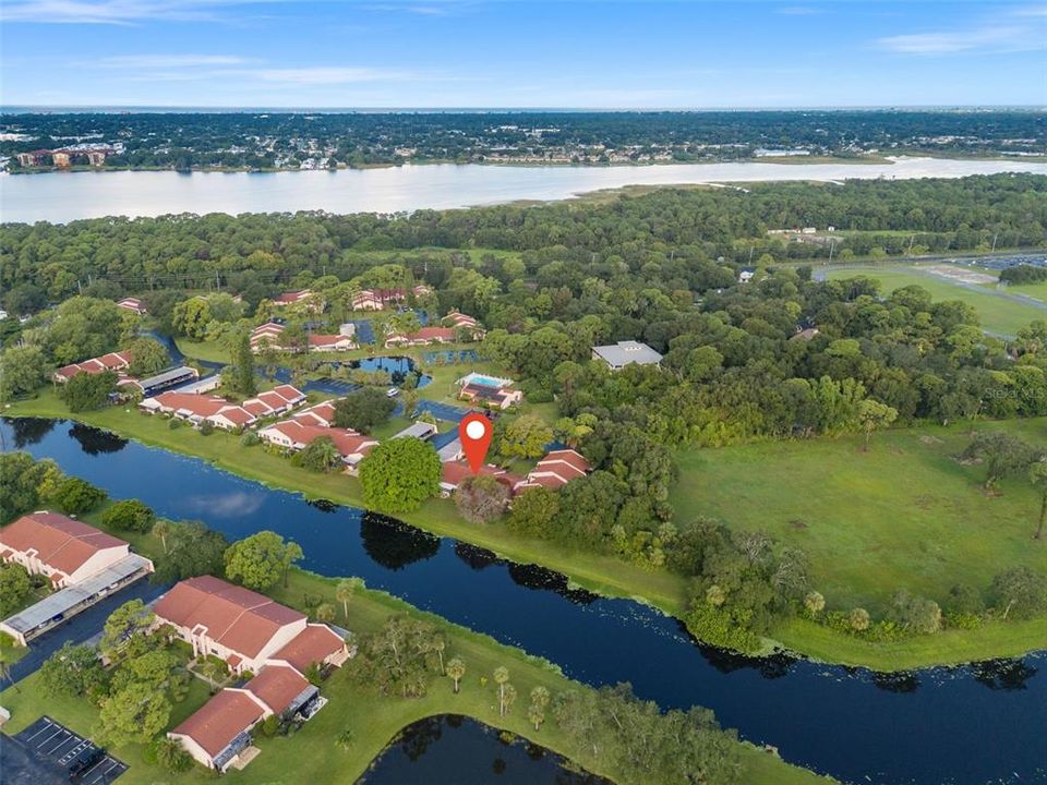 For Sale: $199,900 (1 beds, 1 baths, 740 Square Feet)