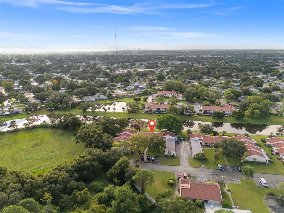 For Sale: $199,900 (1 beds, 1 baths, 740 Square Feet)