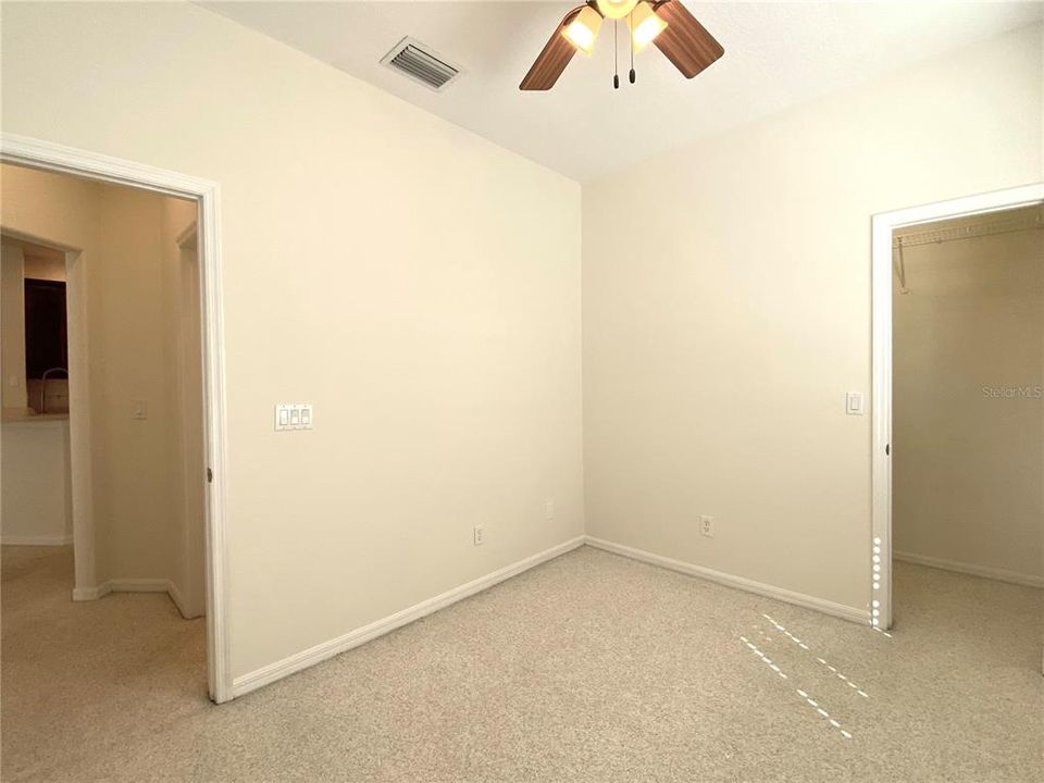 出租: $2,300 (2 贝兹, 2 浴室, 1225 平方英尺)