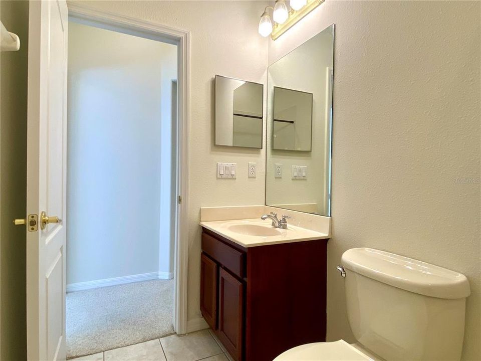 出租: $2,300 (2 贝兹, 2 浴室, 1225 平方英尺)