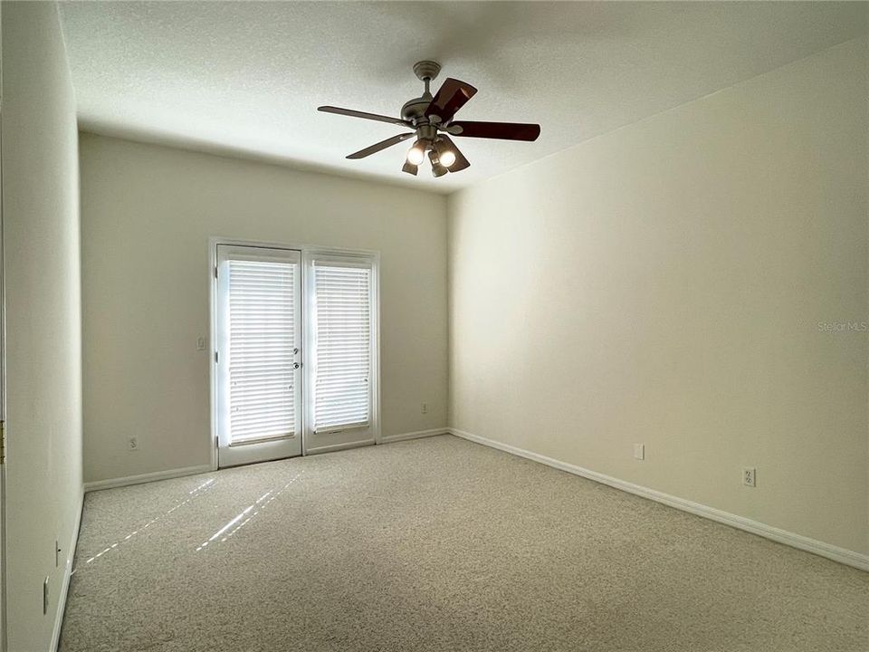 出租: $2,300 (2 贝兹, 2 浴室, 1225 平方英尺)