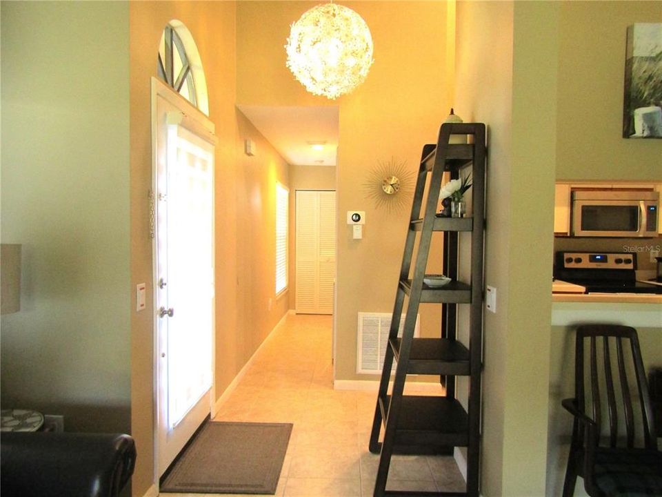 For Rent: $3,300 (1 beds, 1 baths, 616 Square Feet)