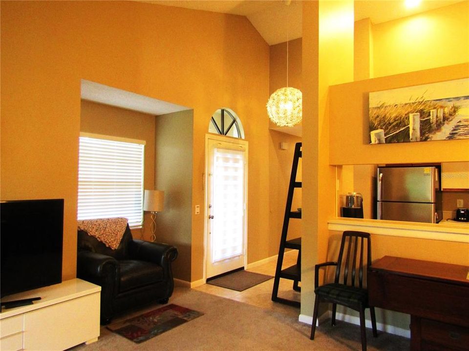 For Rent: $3,300 (1 beds, 1 baths, 616 Square Feet)