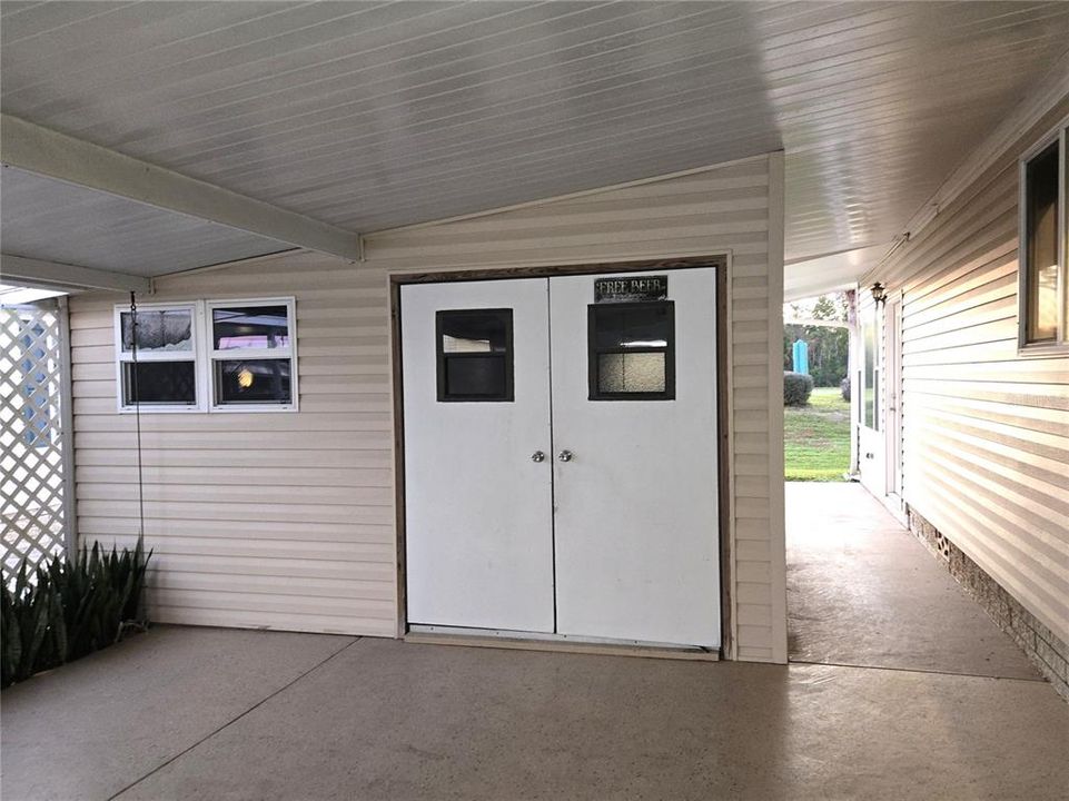 На продажу: $195,000 (2 спален, 2 ванн, 1768 Квадратных фут)