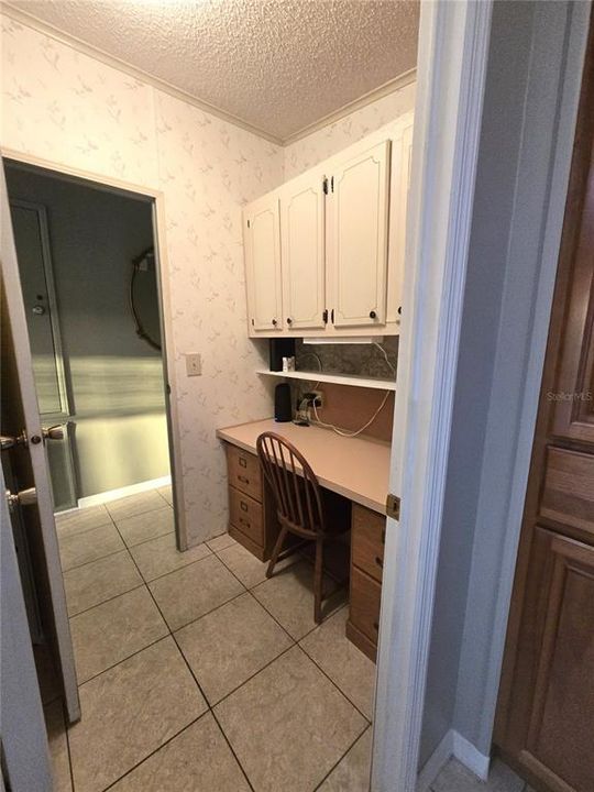 На продажу: $195,000 (2 спален, 2 ванн, 1768 Квадратных фут)