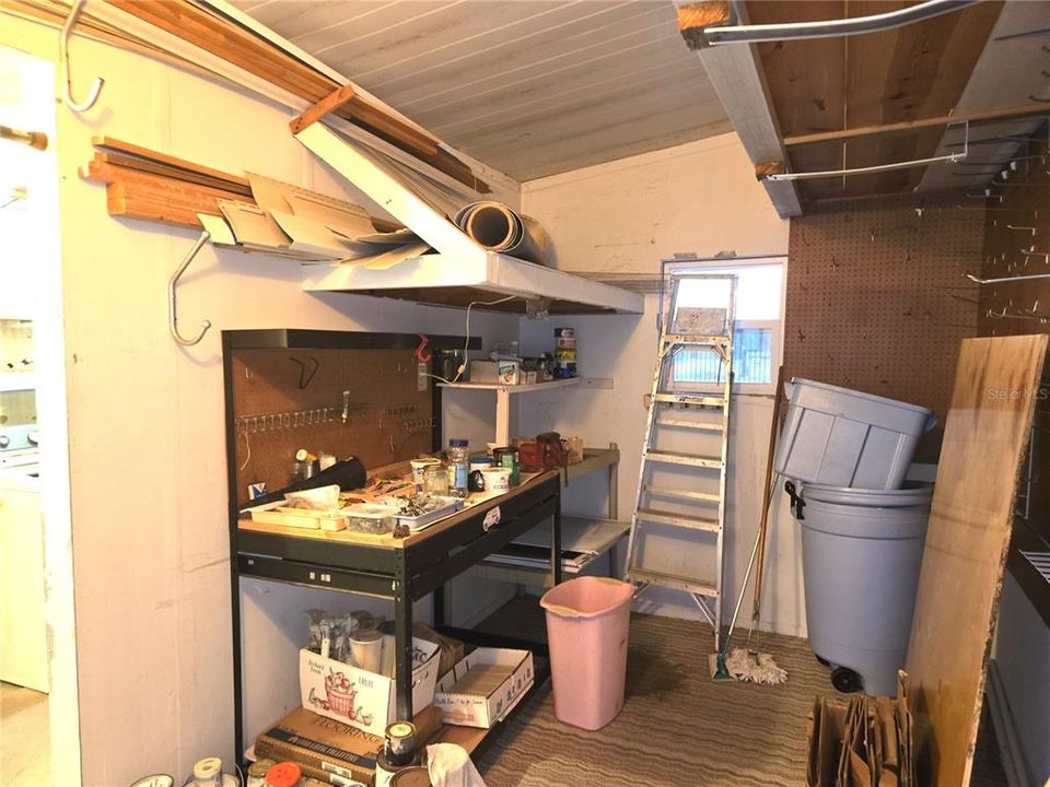 На продажу: $195,000 (2 спален, 2 ванн, 1768 Квадратных фут)