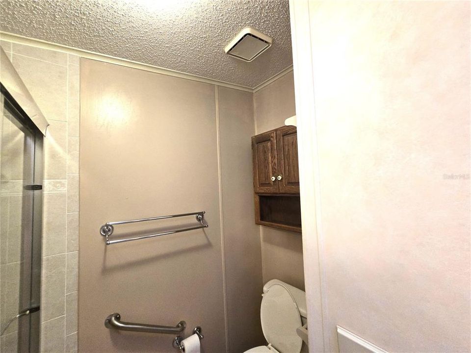 На продажу: $195,000 (2 спален, 2 ванн, 1768 Квадратных фут)