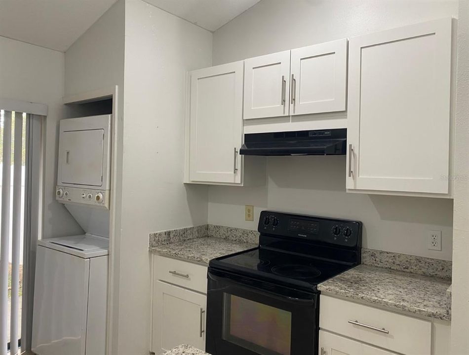 For Rent: $1,495 (2 beds, 2 baths, 930 Square Feet)