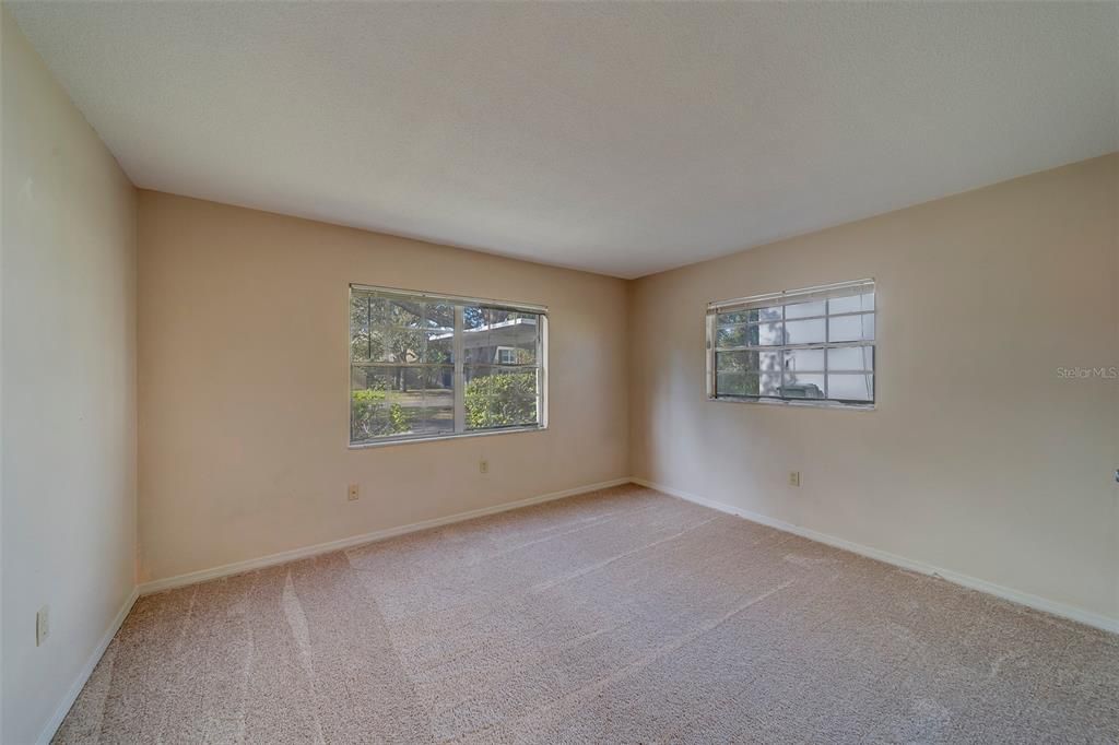 For Rent: $2,100 (2 beds, 2 baths, 1278 Square Feet)