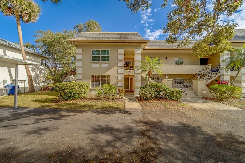 For Rent: $2,100 (2 beds, 2 baths, 1278 Square Feet)