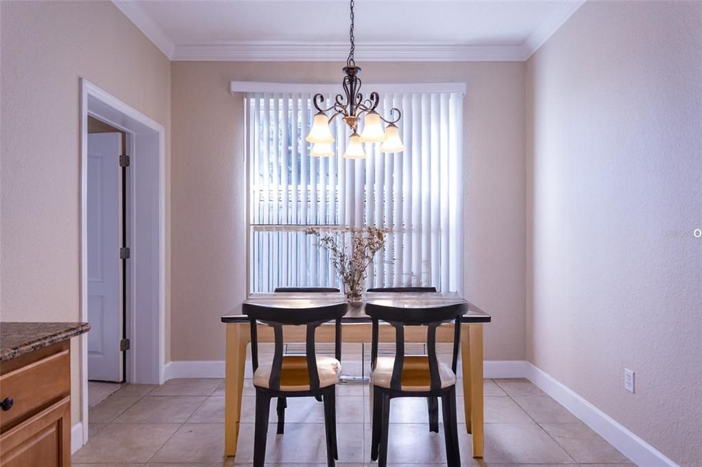 For Sale: $349,000 (3 beds, 2 baths, 1546 Square Feet)