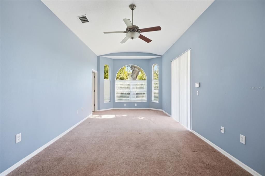 На продажу: $399,000 (2 спален, 2 ванн, 1814 Квадратных фут)