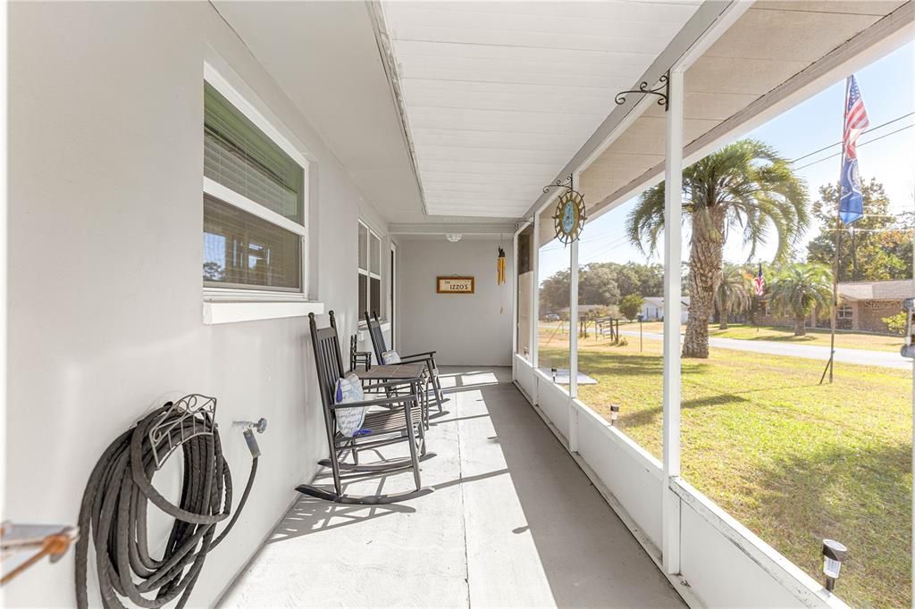 待售: $279,995 (2 贝兹, 2 浴室, 1241 平方英尺)