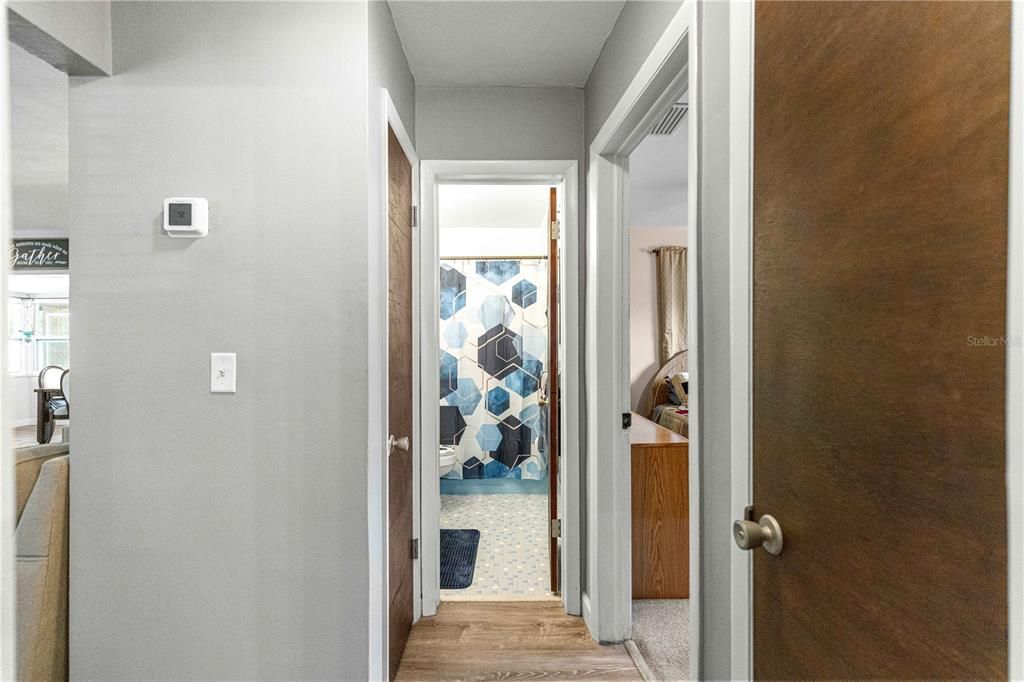 待售: $279,995 (2 贝兹, 2 浴室, 1241 平方英尺)