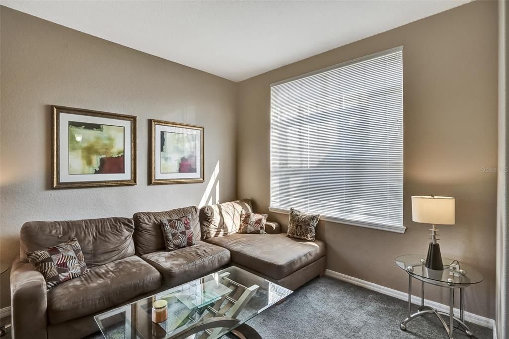 Active With Contract: $410,000 (5 beds, 3 baths, 2494 Square Feet)