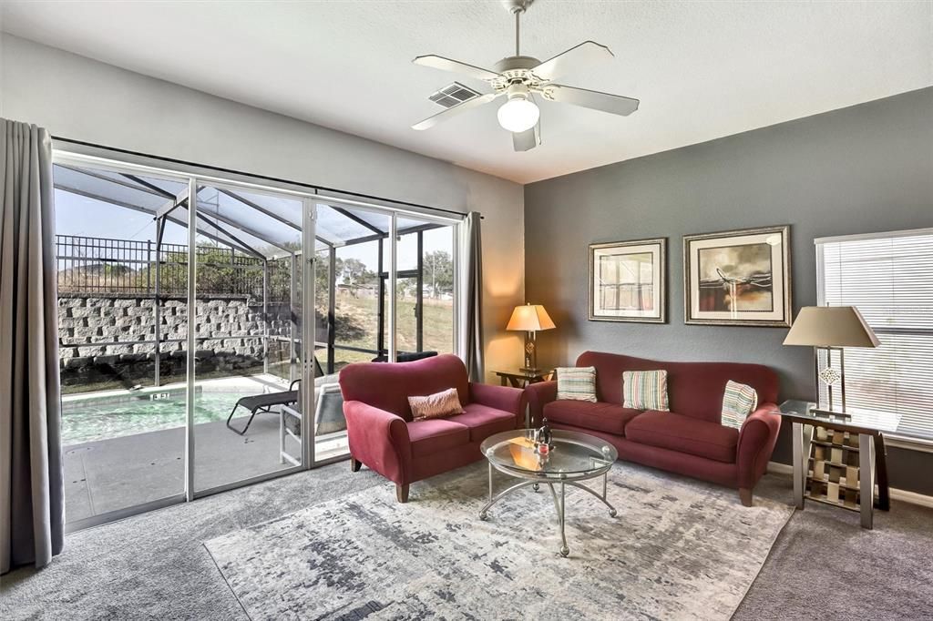 Active With Contract: $410,000 (5 beds, 3 baths, 2494 Square Feet)