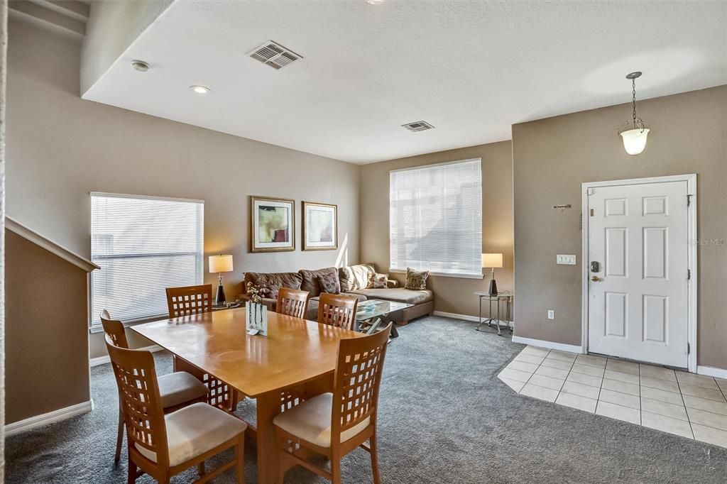 Active With Contract: $410,000 (5 beds, 3 baths, 2494 Square Feet)