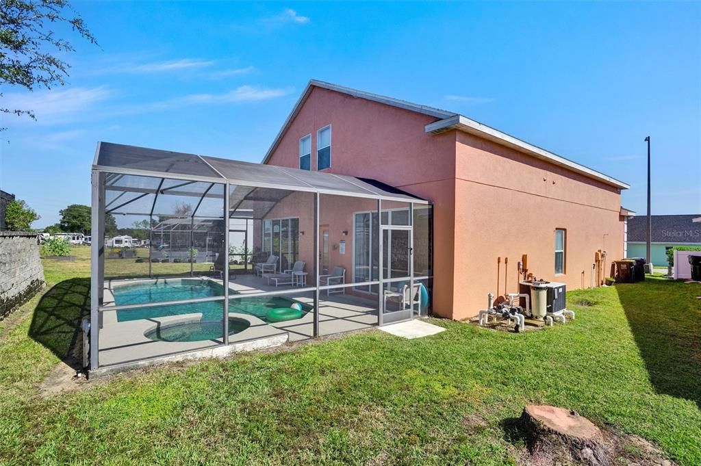 Active With Contract: $410,000 (5 beds, 3 baths, 2494 Square Feet)