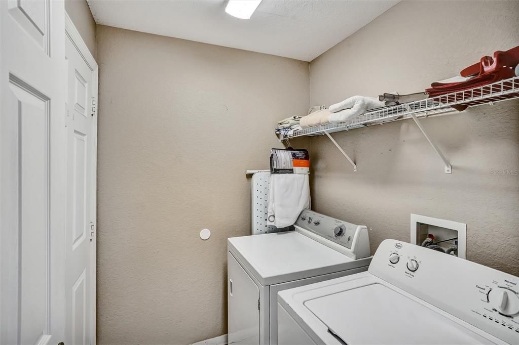 Active With Contract: $410,000 (5 beds, 3 baths, 2494 Square Feet)