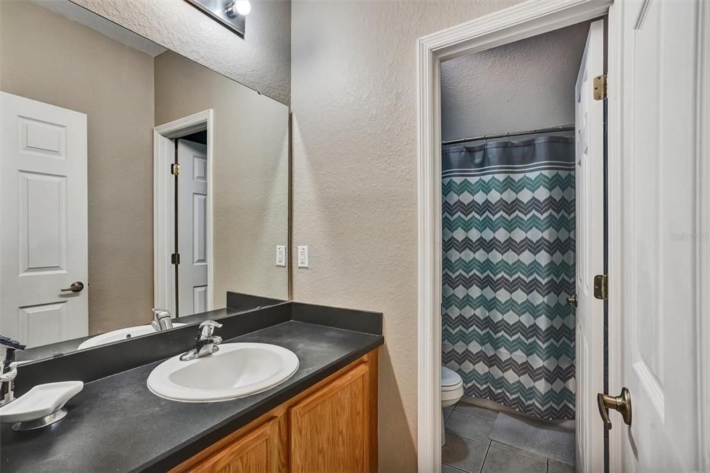 Active With Contract: $410,000 (5 beds, 3 baths, 2494 Square Feet)