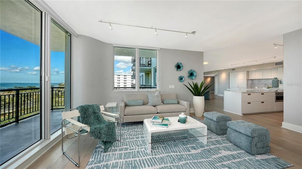 For Sale: $1,795,000 (3 beds, 3 baths, 2981 Square Feet)