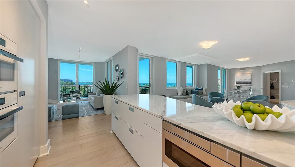 For Sale: $1,795,000 (3 beds, 3 baths, 2981 Square Feet)