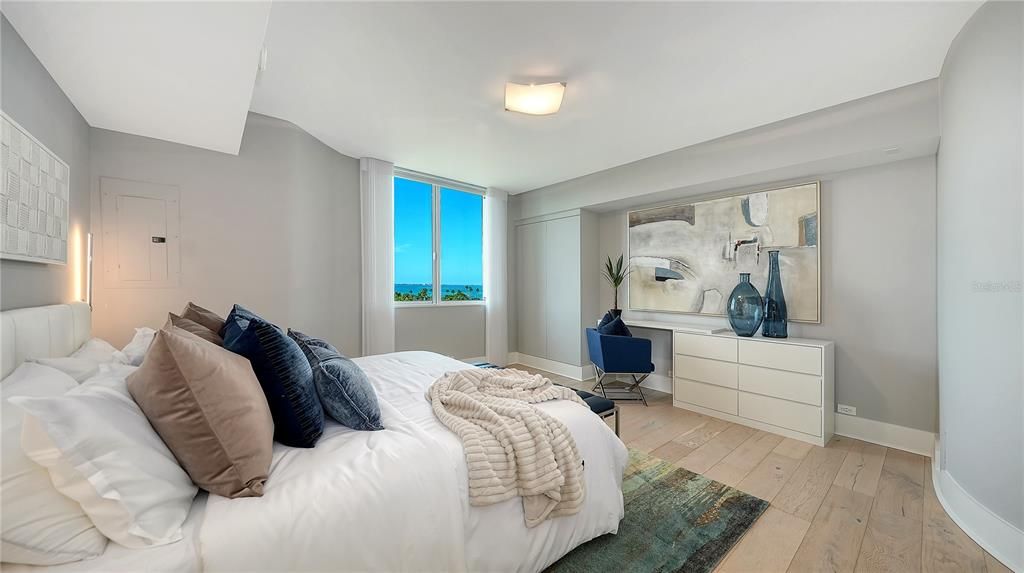 For Sale: $1,795,000 (3 beds, 3 baths, 2981 Square Feet)