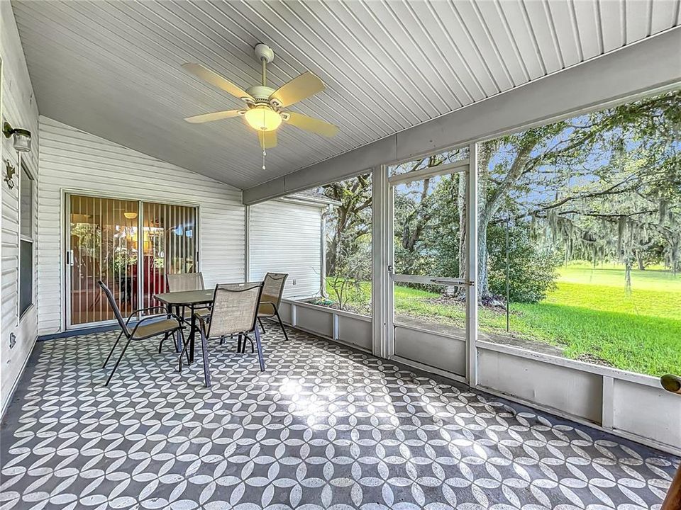 En Renta: $1,750 (3 camas, 2 baños, 1725 Pies cuadrados)