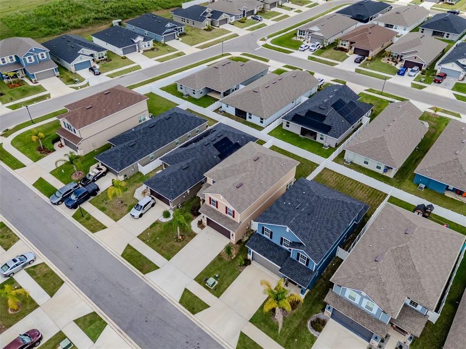 出租: $2,500 (4 贝兹, 3 浴室, 2181 平方英尺)