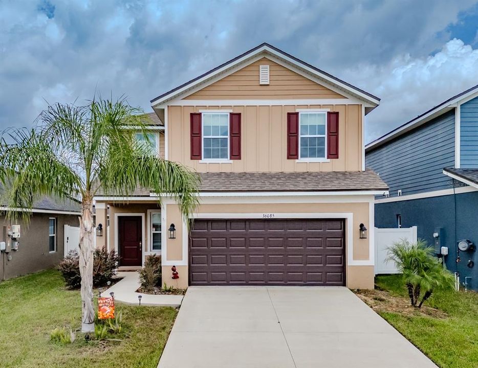 出租: $2,500 (4 贝兹, 3 浴室, 2181 平方英尺)