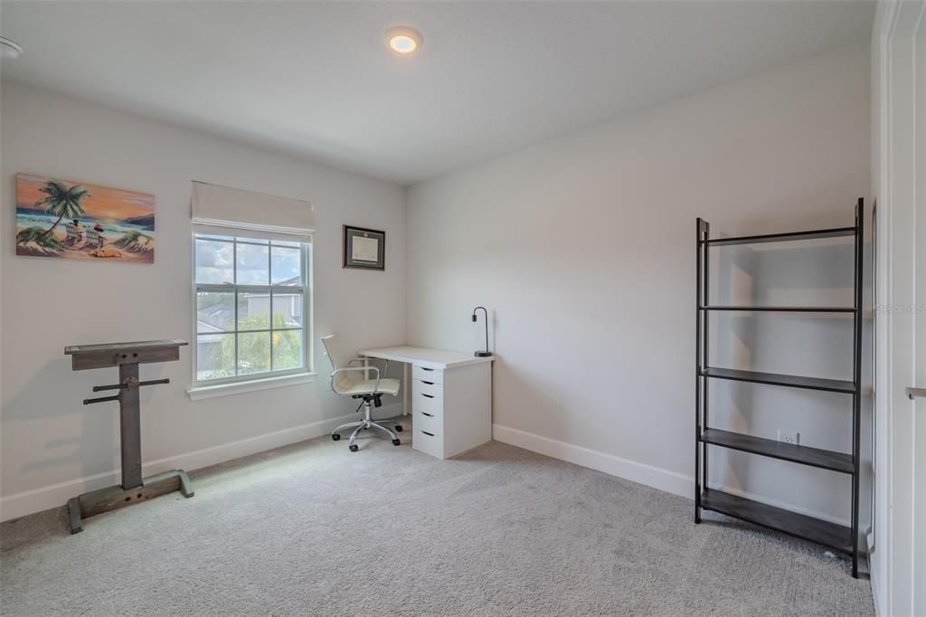 出租: $2,500 (4 贝兹, 3 浴室, 2181 平方英尺)