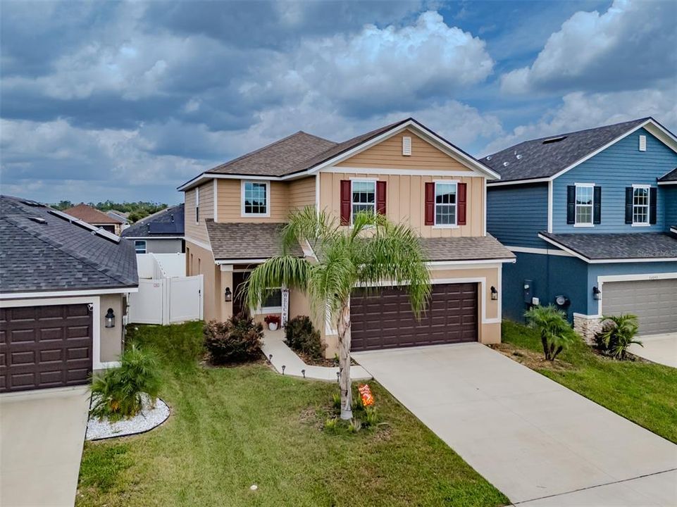 出租: $2,500 (4 贝兹, 3 浴室, 2181 平方英尺)