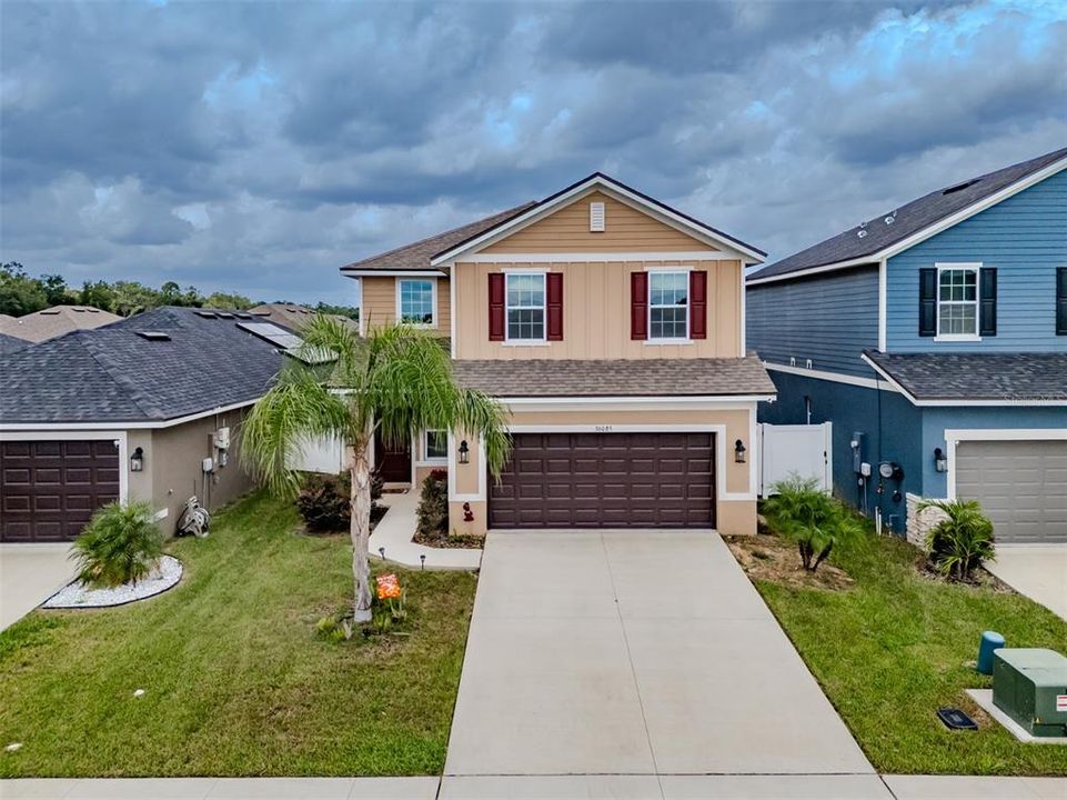 出租: $2,500 (4 贝兹, 3 浴室, 2181 平方英尺)